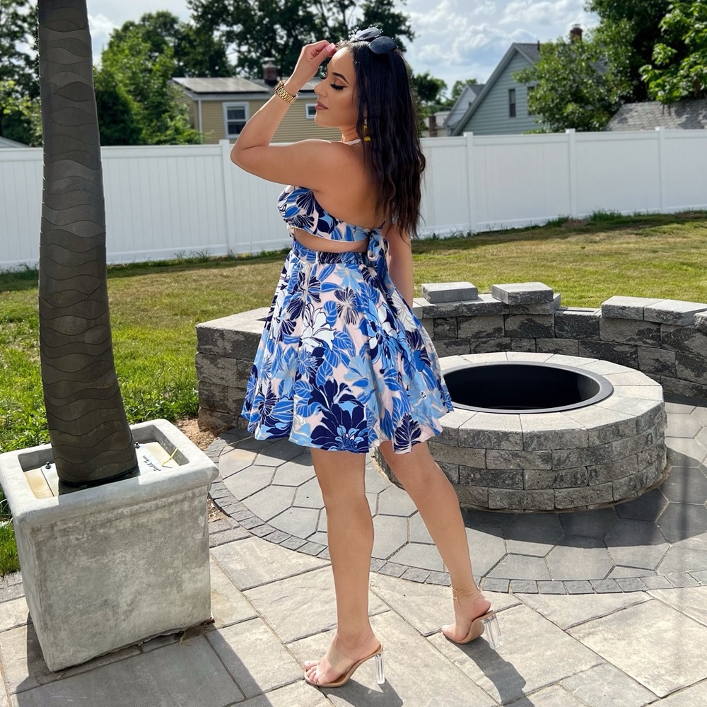 AZIEL Blue floral dress